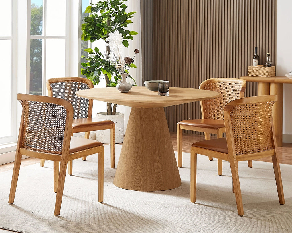 45.27'' Hardwood Solids Construction Round Dining Table