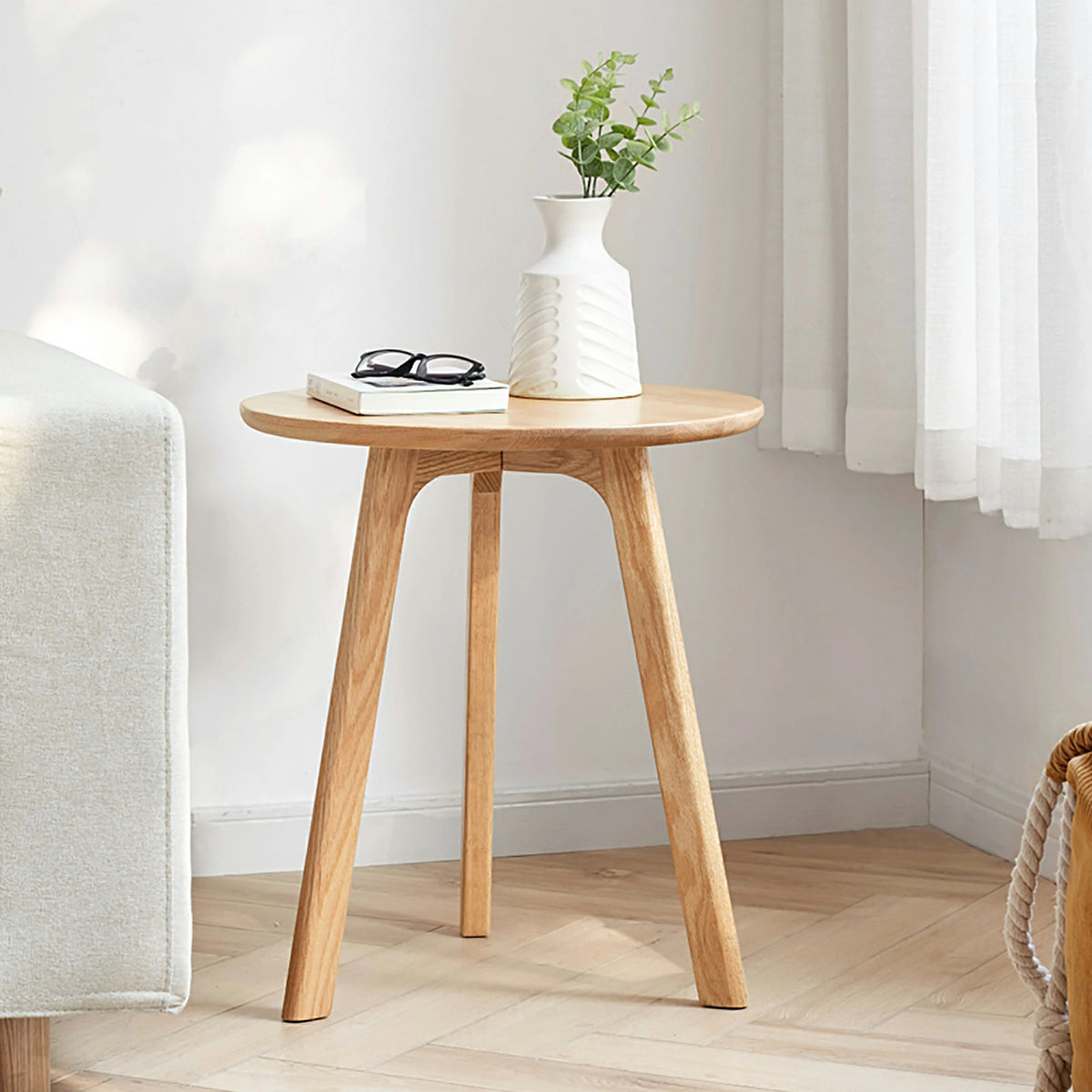 100% Solid Oak Round End Table – Multi-Use Side & Night Stand