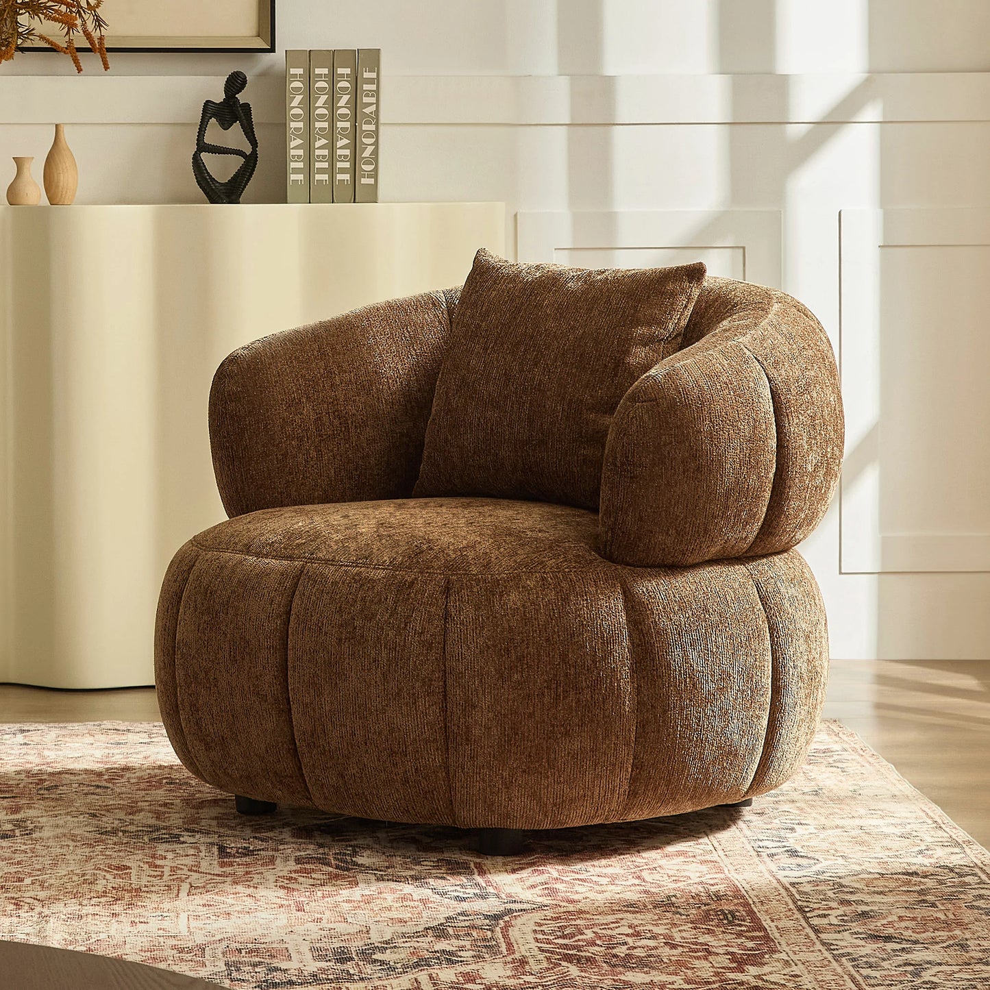Modern Curved Accent Chair – Ergonomic Lounge, Comfort Armchair