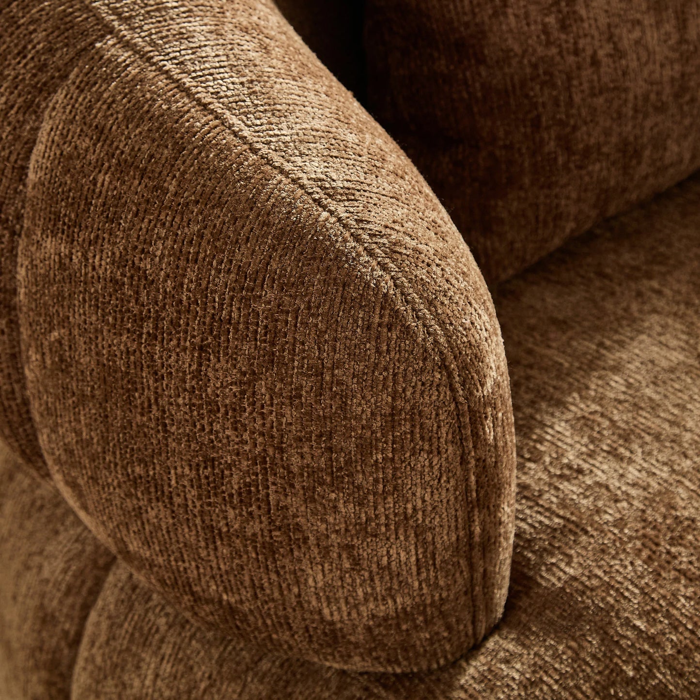 Modern Curved Accent Chair – Ergonomic Lounge, Comfort Armchair