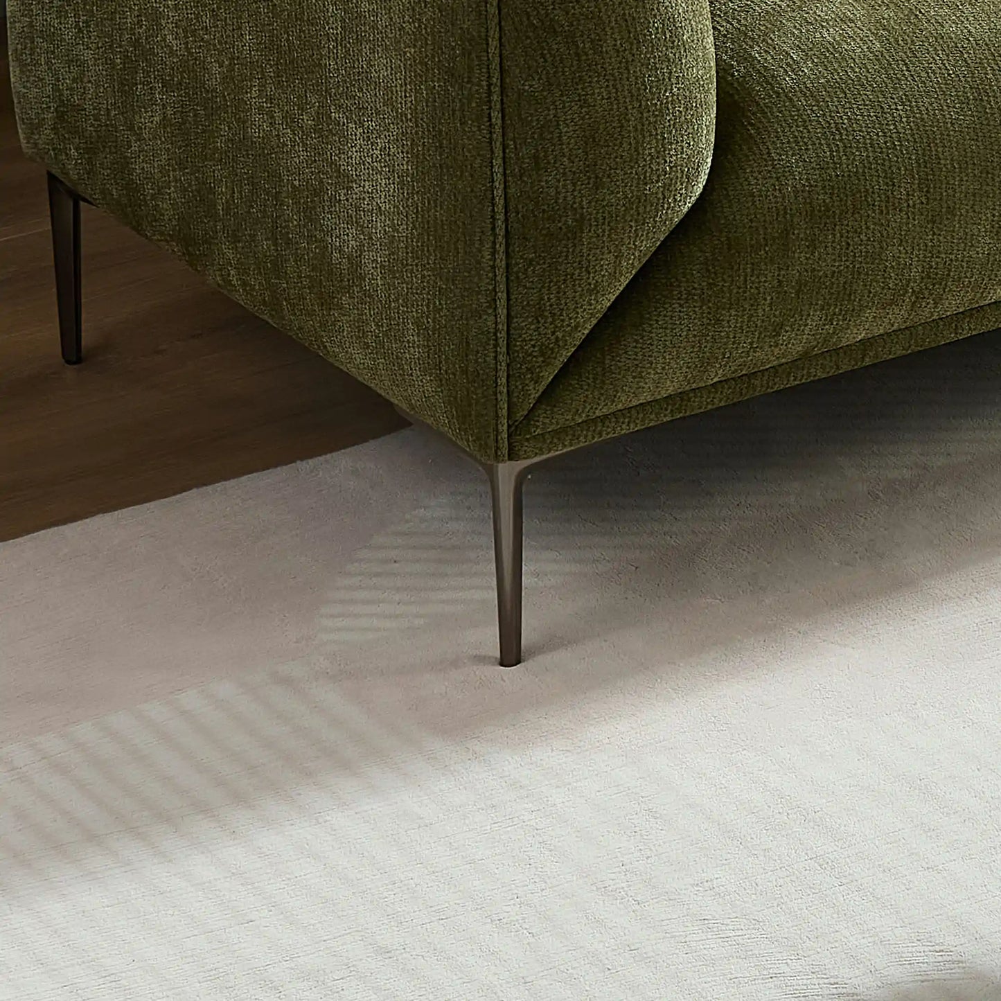 Comfy Modern Sofa for Movie Nights & Reading