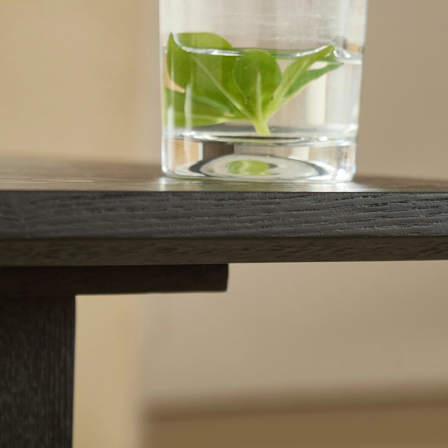 Nesting Square Coffee Table Set – Wavy Fluted Base, Mid-Century 2PCS