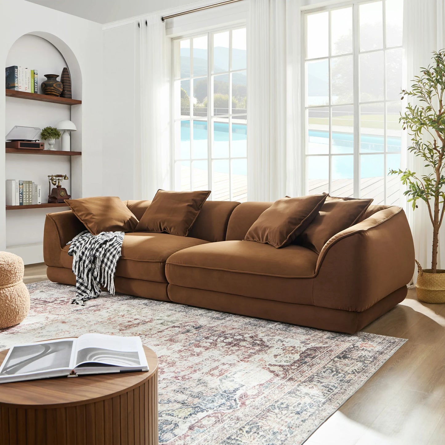 110.22“Camel Sofa WKS16C: Modular Design with Removable Pillowcases & Solid Wood Frame