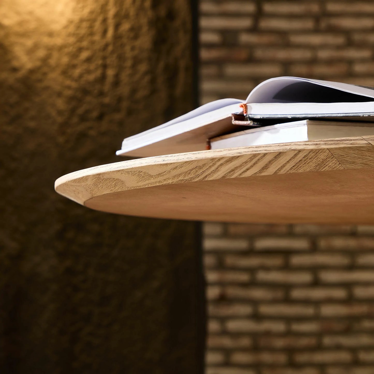 46.45 inch MDF Round Dinner Tables Mid-Century Modern Table