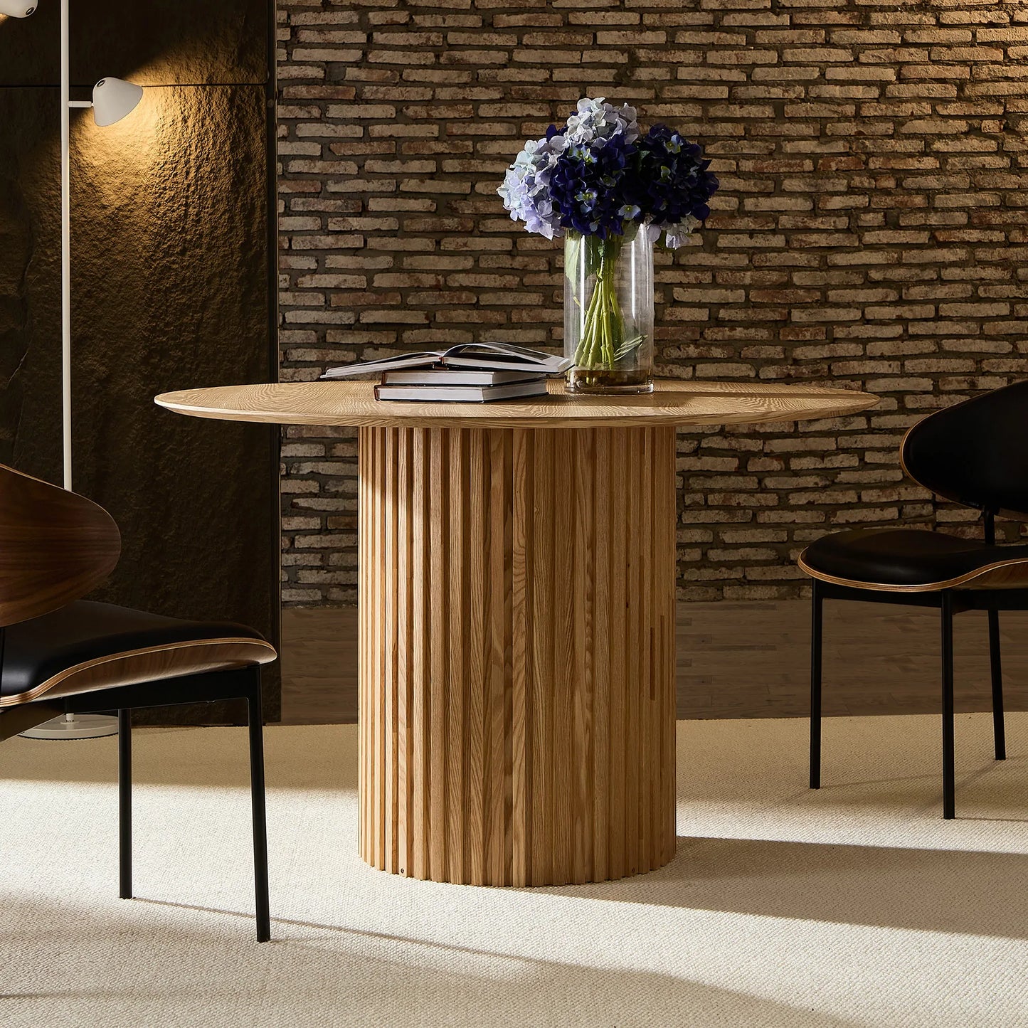 46.45 inch MDF Round Dinner Tables Mid-Century Modern Table